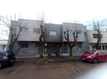 PH · 40m² · 2 Ambientes · 1 Cochera · PH 2 Ambientes a La Calle en Planta Baja con Cochera Desc.