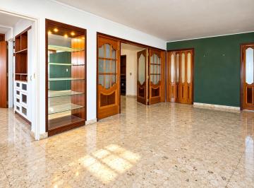 Departamento · 289m² · 5 Ambientes · 2 Cocheras · Departamento en Venta La Plata 4 Dorm.
