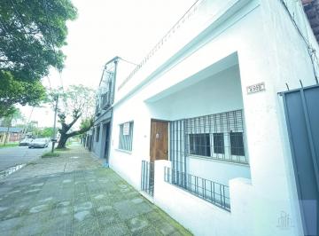 Casa · 120ha · 4 Ambientes · Venta Casa en Caseros, Tres de Febrero