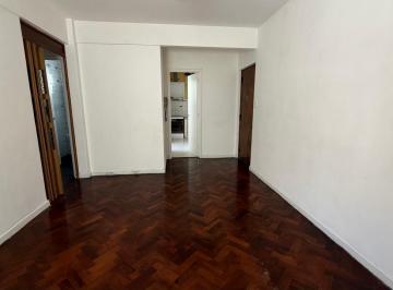 Departamento · 52m² · 3 Ambientes · 3 Ambientes Muy Luminoso con Terraza Común – Almagro