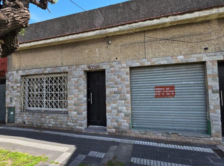 Casa · 110m² · 7 Ambientes · 1 Cochera