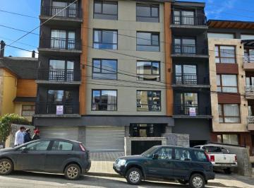 Departamento de 1 ambiente, San Carlos de Bariloche · Monoambiente en Alquiler Sobre Av Belgrano 273
