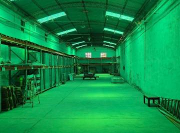 Local comercial · 337m² · Galpon en Alquiler San Vicente