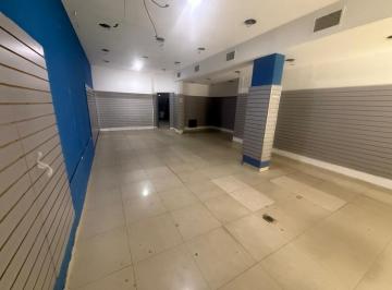 Local comercial · 110m² · Local a La Calle en Alquiler en Ramos Mejia