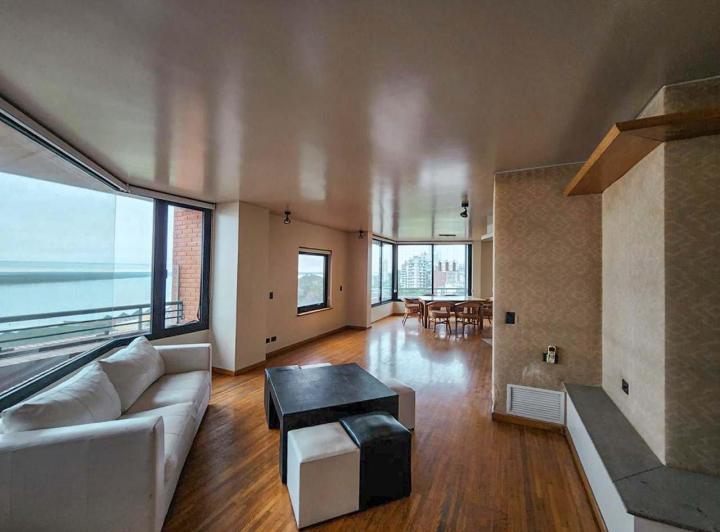 Departamento · 271m² · 8 Ambientes · 3 Cocheras