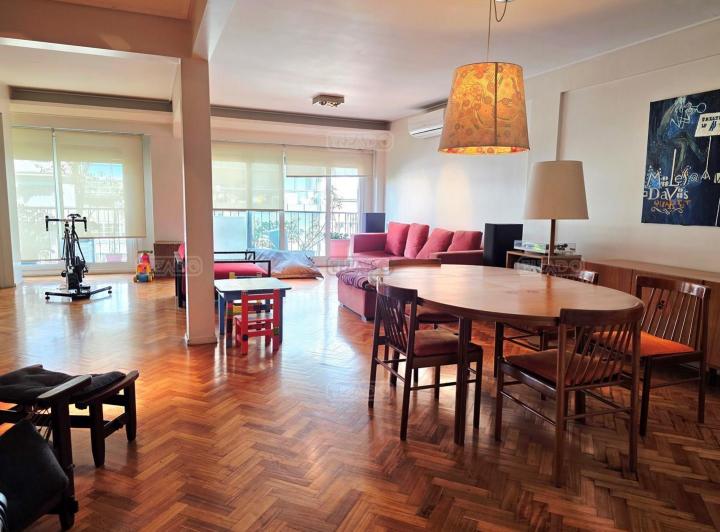 Departamento · 140m² · 4 Ambientes · 1 Cochera