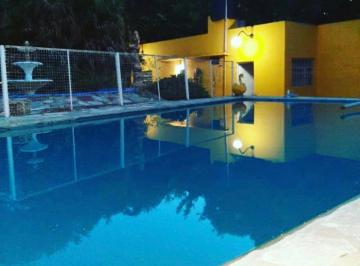 Quinta vacacional de 9 ambientes, La Matanza · Casa Quinta y Locales Comerciales