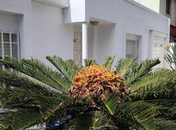 Casa · 113m² · 5 Ambientes · Casa en Venta 2 Dorm. en Barrio Palmar