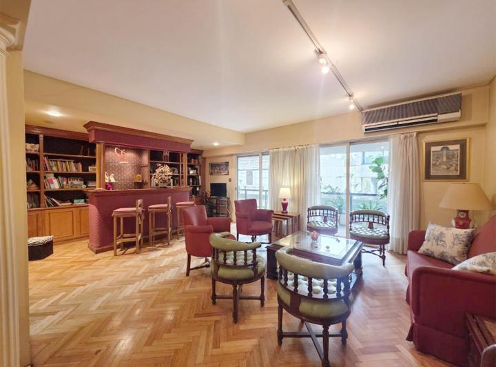 Departamento · 133m² · 4 Ambientes · 1 Cochera