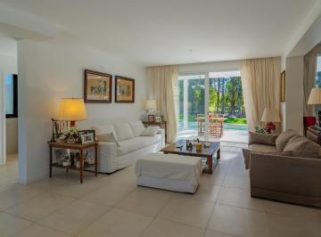 Casa · 145m² · 3 Ambientes · Chalet - Moderno - Piscina - Parque - Barrancas de San Benito