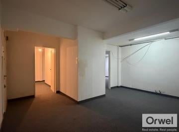 Departamento · 74m² · 4 Ambientes · Venta Departamento/oficina Planta Baja a Refaccionar Balvanera