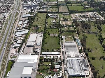 Terreno · 3632m² · Terreno Industrial de 3632 m² en Venta Patrón Iva Cercano a Circunvalación