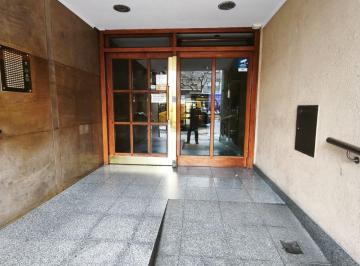 Departamento · 82m² · 4 Ambientes · 1 Cochera · Departamento en Venta en Vicente López