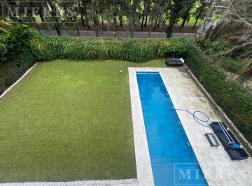 Casa · 401m² · 6 Ambientes · 4 Cocheras · Casa en Alquiler Anual Amobladoen Pacheco Golf Club