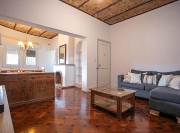 PH · 136m² · 4 Ambientes · PH en Venta 4 Ambientes en Olivos - Patio y Terraza