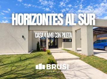 Casa · 156m² · 4 Ambientes · 4 Cocheras · Casa en Venta en Horizontes Al Sur - 4 Ambientes con Pileta