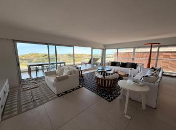 Departamento · 175m² · 4 Ambientes · Apartamento en Silente Club de Mar | 3 Suites Dependencia | Frente Al Mar | Playa Brava