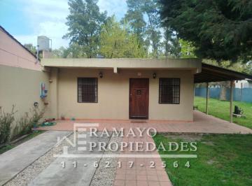 Casa · 3 Ambientes · 1 Cochera · Alquiler de Casa en Longchamps