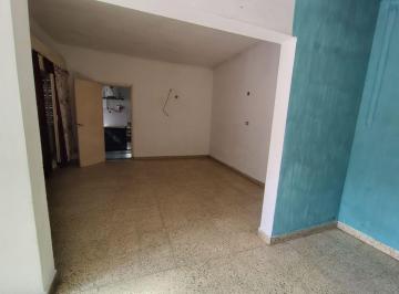 Casa · 187m² · 4 Ambientes · 1 Cochera · Casa en Venta Bernal Oeste