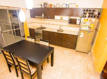 PH · 110m² · 4 Ambientes · 1 Cochera · PH 4 Ambientes Venta Villa Luzuriaga