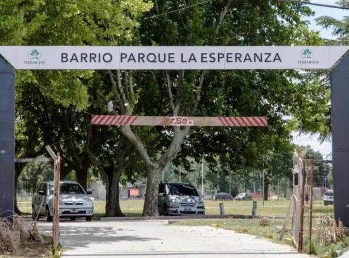 Terreno · 382m²