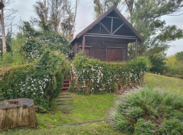 Casa · 137m² · 2 Ambientes · Venta Cabañas en Andino + Pileta y Quincho