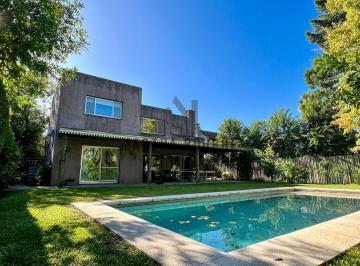 Casa · 240m² · 5 Ambientes · 2 Cocheras · Casa en Venta en Haras El Establo, Pilar, G. B. a. Zona Norte