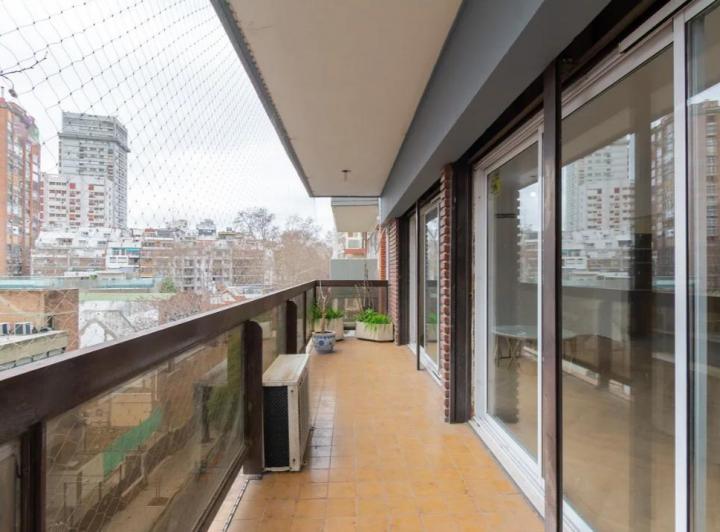 Departamento · 145m² · 5 Ambientes · 1 Cochera