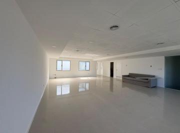 Oficina comercial · 168m² · Piso de Oficina en Excelente Ubicación de Zona Guemes