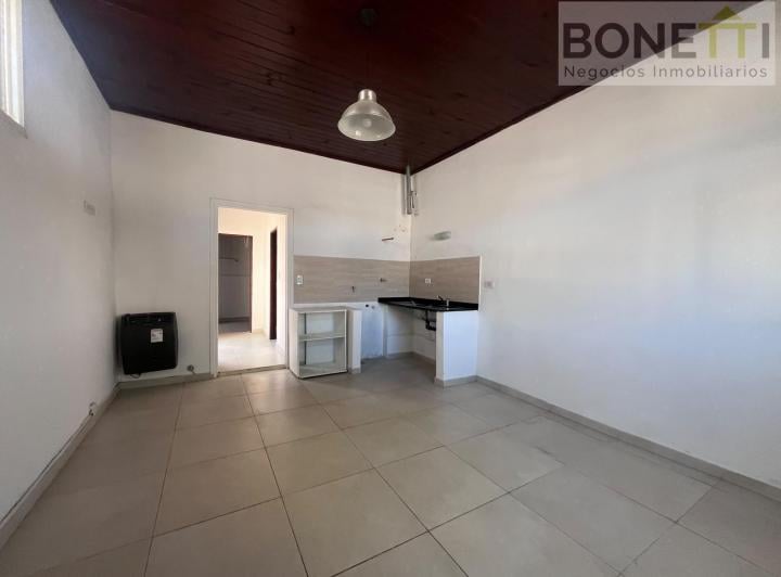 Casa · 50m² · 2 Ambientes · 1 Cochera