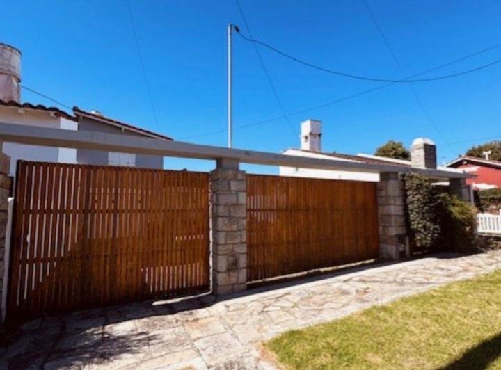 Casa · 110m² · 3 Ambientes · 1 Cochera