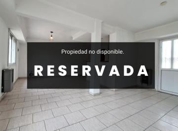 Casa · 140m² · 4 Ambientes · 2 Cocheras · Casa 4 Ambientes en Alquiler.
