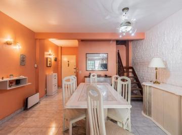 PH de 3 ambientes, Villa del Parque · Duplex Tipo PH 3 Ambientes con Patio y Parrilla - Villa del Parque
