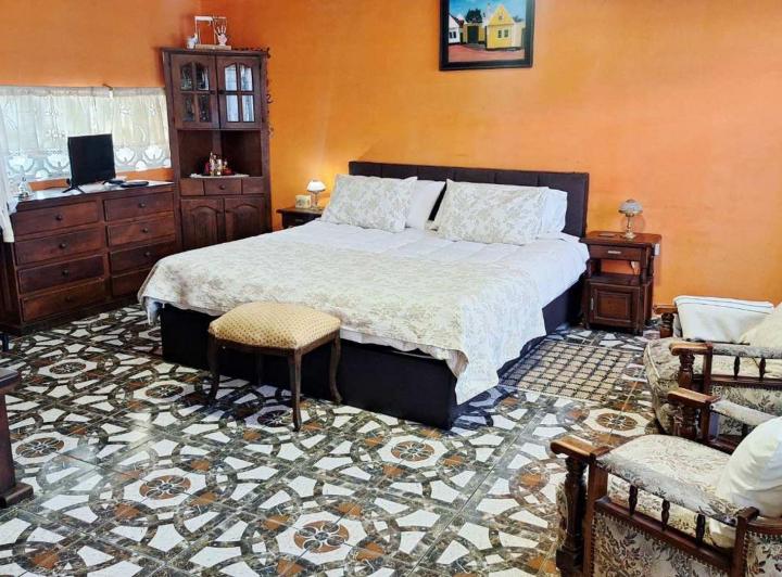 Casa · 154m² · 4 Ambientes · 2 Cocheras