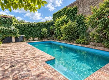 Terreno · 318m² · Casa 6 Ambientes Venta Saavedra Jardin Piscina Dependencia
