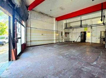 Local comercial · 190m² · Venta Local Comercial 100 m² y PH 3 Amb en Pa