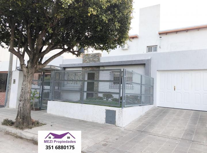 Casa · 123m² · 7 Ambientes · 2 Cocheras