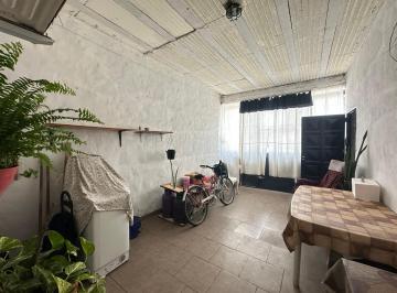 Casa · 80m² · 3 Ambientes · 1 Cochera · Venta Casa 3 Amb + Terraza