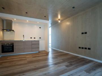 Casa · 44m² · 2 Ambientes · 1 Cochera · Casa en Alquiler 1 Dormitorio - Gonnet