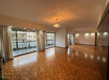 Departamento · 320m² · 5 Ambientes · 2 Cocheras · Alquila Departamento 5 Ambientes en Recoleta con Cochera Doble