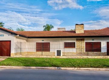 Casa · 494m² · 5 Ambientes · 1 Cochera · Venta de Casa 5 Ambientes Moreno Centro