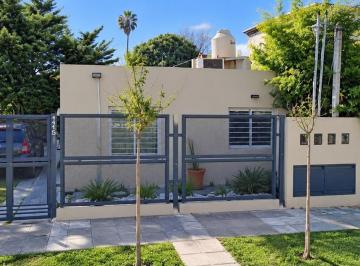 PH · 55m² · 2 Ambientes · 1 Cochera · Casa 2 Ambientes - Alquiler - Ituzaingó Norte