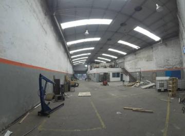Bodega-Galpón · 868m² · Deposito - Galpon en Alquiler 868 m² - Barracas