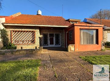 Casa de 4 ambientes, Mar del Plata · Casa en Constitución