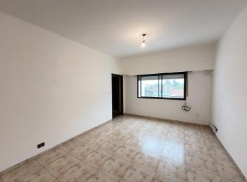 Departamento · 70m² · 3 Ambientes · Dpto Semipiso 3 Amb Amplio Sin Expensas Ramos Mejía