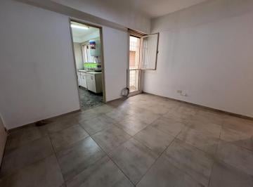 Departamento · 33m² · 2 Ambientes · Alquiler Depto 2 Ambientes Almagro Luminoso