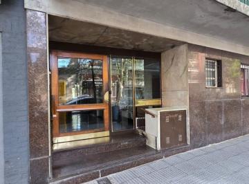 Departamento · 38m² · 2 Ambientes · Alquiler Dos Ambientes en Flores, Limite con Caballito. Luminoso