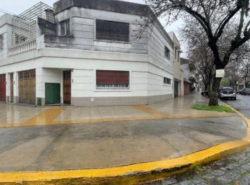 PH de 2 ambientes, Villa Devoto · Devoto PH de 50 m² 2 Amb C/cochera y Patio, Planta Baja Al Frente en Venta Villa