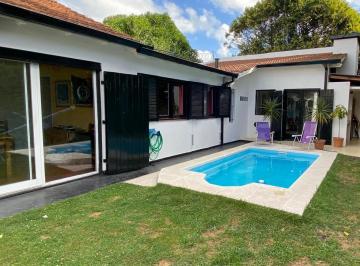 Casa · 210m² · 5 Ambientes · 1 Cochera · Avellaneda 200 - Playa Grande - Mar del Plata