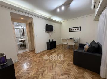 Departamento · 50m² · 2 Ambientes · Irigoyen Al 500 - 50 m² Impec Apto Profesional Baño y Cocina a Nuevos